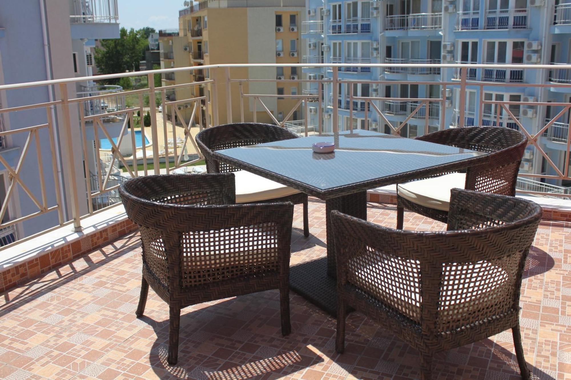 Rose Garden Omax Apartments ซันนีบีช ภายนอก รูปภาพ