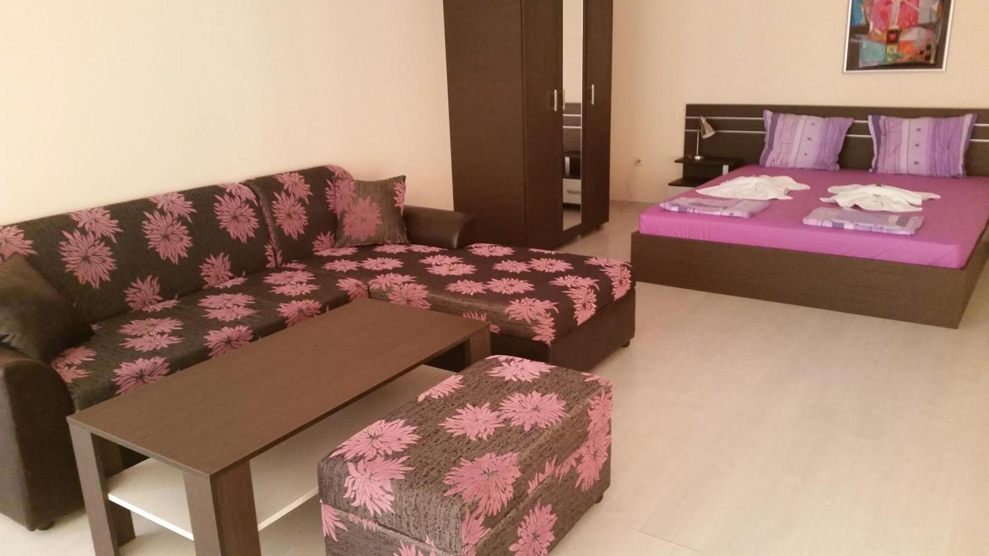 Rose Garden Omax Apartments ซันนีบีช ห้อง รูปภาพ