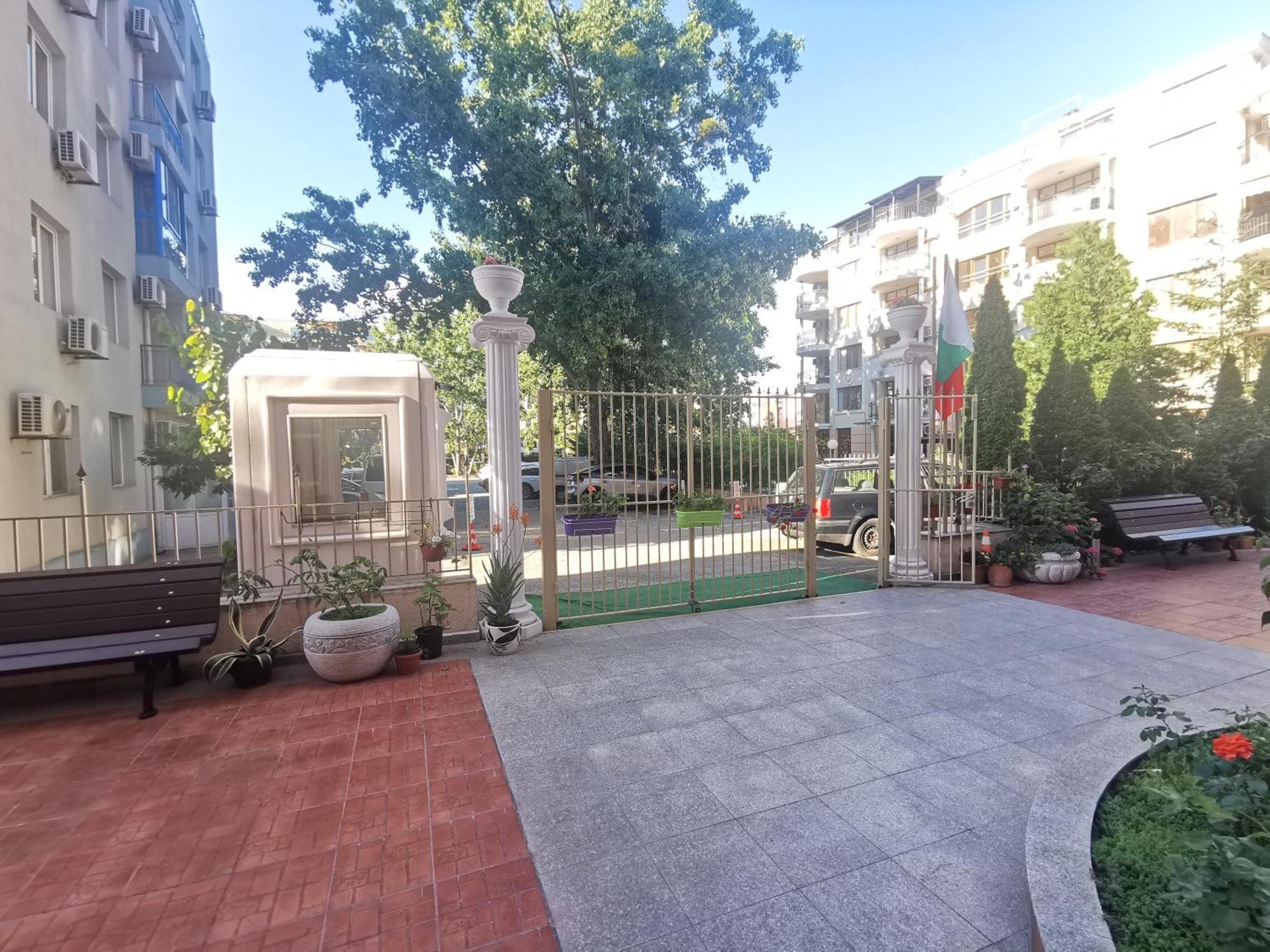 Rose Garden Omax Apartments ซันนีบีช ภายนอก รูปภาพ